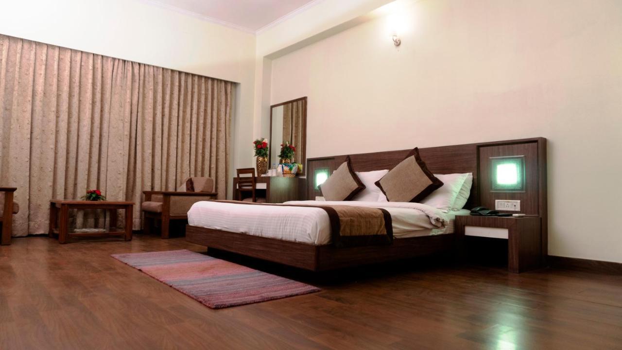 Mg Regency Hotel Baddi Exterior photo